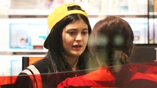X17 EXCLUSIVE - Kylie Jenner Shops For Cosmetics With No Makeup On