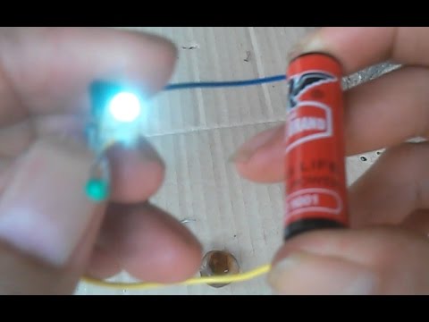 Boost converter using small NPN transistor and 1.5 V AA battery