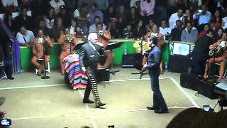 chente invita a raul sandoval a cantar en el palenque texcoco 2012