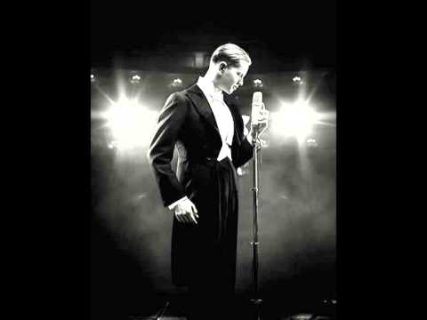 Max Raabe und Palast Orchester - Capri Fischer