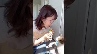 Download lagu Trying the crunchy fruit roll-up ice cream trend 😈 mp3