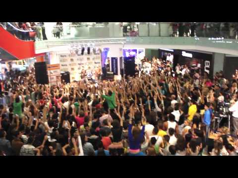 Tus live kantin feat akis diksimos athens metro mall