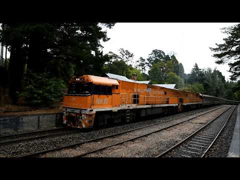 Pacific National Freight 5MP5 and Journey Beyond Rail Great Southern trains thru the Adelaide Hills