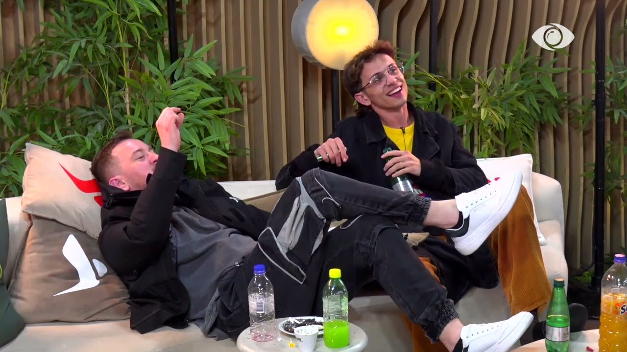 “Ti ke kapacitet shumë, por s’të marr dot seriozisht me atë maskën”/ Tiri-Jozit: Shko futi ca lakra