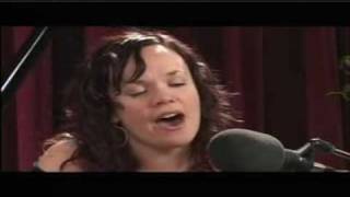 Allison Crowe - River (live)