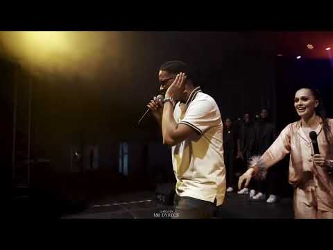 La SHEKINAH - Joël Francis tatu FT Simiame ( Concert au Gabon )