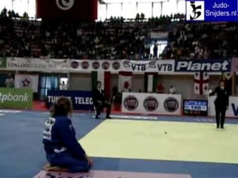 Judo 2009 Tunis: Miled (TUN) - Vera Moskalyuk (RUS) [-78kg].