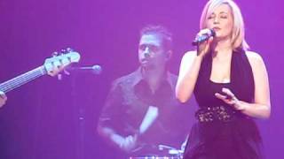 Kellie Pickler &quot;Don&#39;t Close Your Eyes&quot;