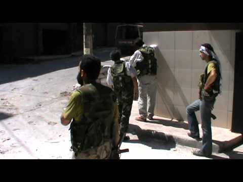 جولة ميدانية مع مقاتلي لواء عمرو بن العاص أثناء معركة السيطرة على ثكنة هنانو في مدينة حلب