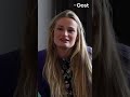 Demi was eenzaam en besloot er iets tegen te doen | RTV Oost