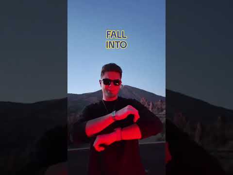 Techno songs at night: different vibe 🌒