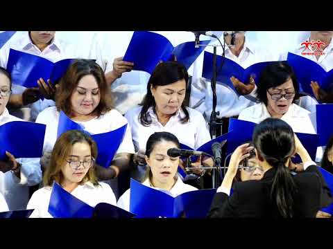 Thể hiện bởi Trùng Dương