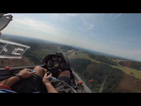 Segelflug LS 4 Cockpitsicht Anflug und Lange Landung am Flugplatz Hoherodskopf