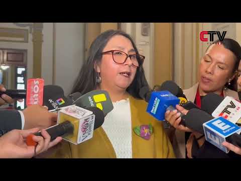 ┬íINDIGNANTE! RUTH LUQUE DEFIENDE A SUSEL PAREDES TRAS PERMITIR INGRESO DE HOMBRES A BA├æOS DE MUJERES