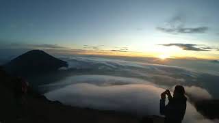 Download lagu Status wa keren di pagi hari sunset 2020 mp3