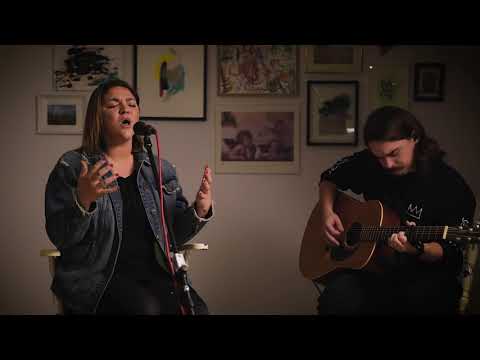 Jésus, sois le centre & Jésus, ressuscité (Medley)