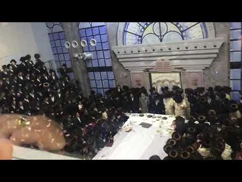 Neilas hachag simchas Torah 5780 with viznitz yerushalayim Rebbe