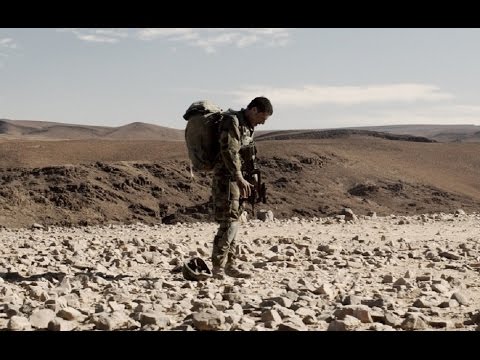 え？今俺が踏んだの爆弾!?映画『トラップ』予告編