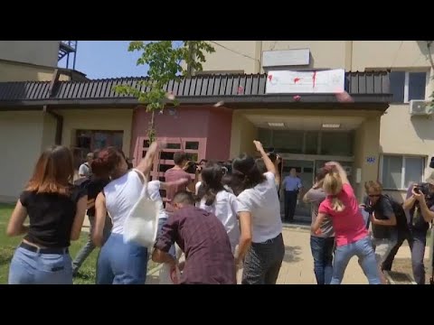 Farbbeutel für Frauenrechte