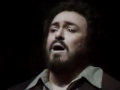 Luciano PAVAROTTI. Una furtiva lagrima. L ...