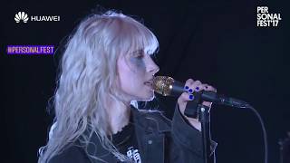 Paramore — Daydreaming (Live Personal Fest 2017)
