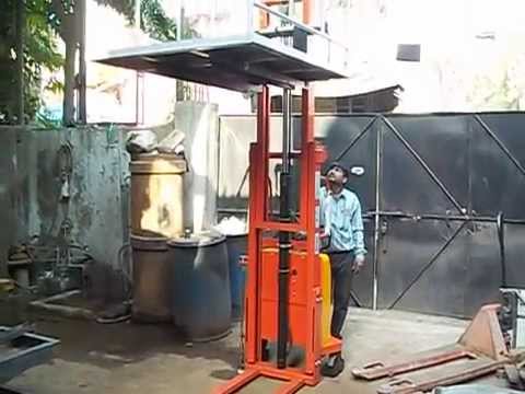 Semi Electric Hydraulic Stacker