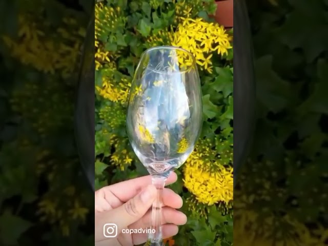 Vídeo relacionado con NANNUK | Copas De Vino Personalizadas De Cristal | Regalos Originales Para Mujer Y Hombre | Copas De Vino Tinto Grabadas | Regalo Dia de La Madre | Regalos Aniversario Pareja | Regalos Personalizados