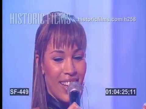 CD:UK INTERVIEW - JAVINE HYLTON TALKS WITH CAT DEELEY ABOUT HER SOLO CAREER - 2003