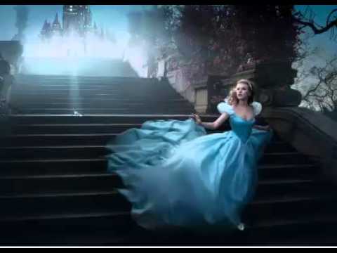 Gozlerin kal diyor dudaklarin git !!!