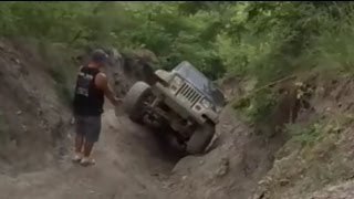 preview picture of video 'JEEPINJUSTIN in his 1994 YJ Jeep Wrangler on Twister at Wellsville Ohio 06-22-2013'