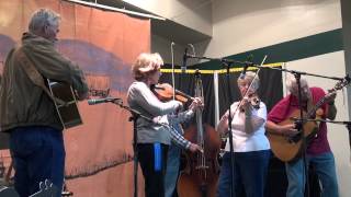 preview picture of video '2013-10-26 Kathy Kampschmidt and Nicki Carlisle - 2013 Western Open - Open Twin Fiddle Round 1'