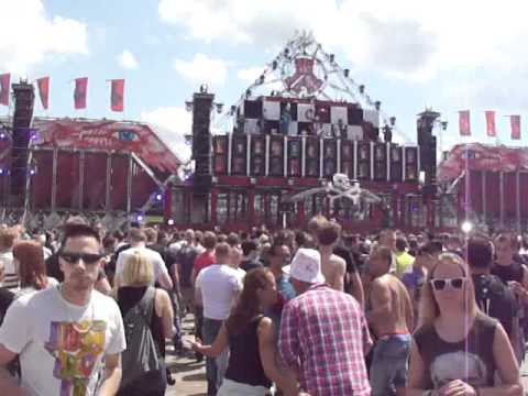 DefQon 1  2012 - Q-Dance - Red Mainstage - Tuneboy & Technoboy [TnT] - HD/HQ