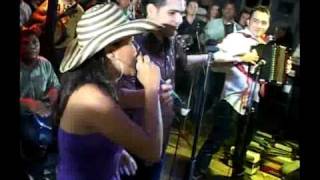 preview picture of video 'Amigos Especiales - Peter Manjarres & Karen Lizarazo en Fiestas de Aguachica 2009'