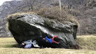 Video thumbnail of Six Pistols, 7c. Val Masino