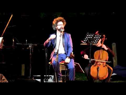 Simone Cristicchi canta Dell'aurora tu sorgi più bella
