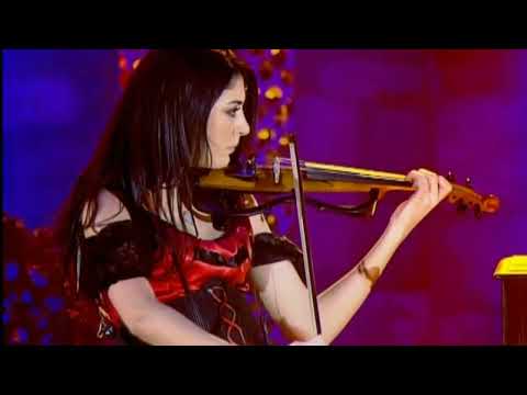 Nolwenn Leroy (et Enfoires) - J't'emmène au vent