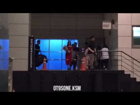 [HD Fancam] 160628 SNSD GG SeoHyun 서현 생일파티 퇴근길 직캠