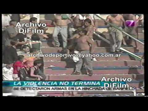 DiFilm - Football Violence, Hooligans, Weapons in Banfield 2002 V-05970