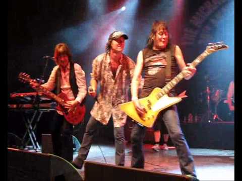 MICHAEL SCHENKER GROUP – DR DR Live In London 2010