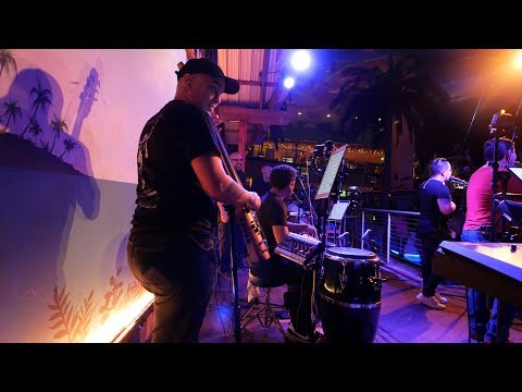 Trucutu Live @ Margaritaville con Mixtura Band