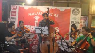 Field Of Anfield Road, Bigreds Anthem dan YNWA