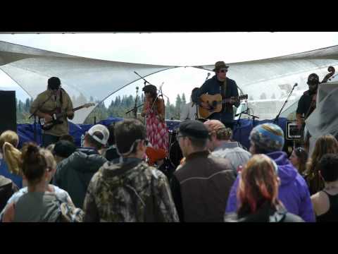 Dead Winter Carpenters - One Foot in the Gutter - 4 Peaks Music Festival - 6/23/12