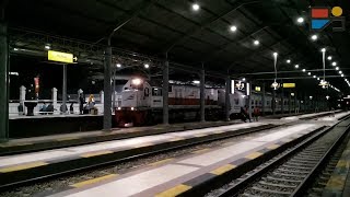 preview picture of video 'Naik Kereta Api Sancaka Surabaya-Jogja 2'