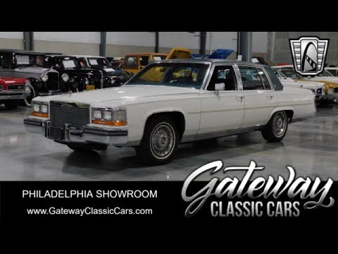 1988 Cadillac Brougham (CC-1951914) for sale in O'Fallon, Illinois