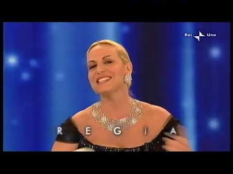 Sanremo 2010 Inizio serata finale