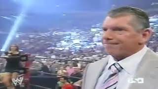 WWE RAW || Stephanie McMahon Entrance || August, 13, 2007