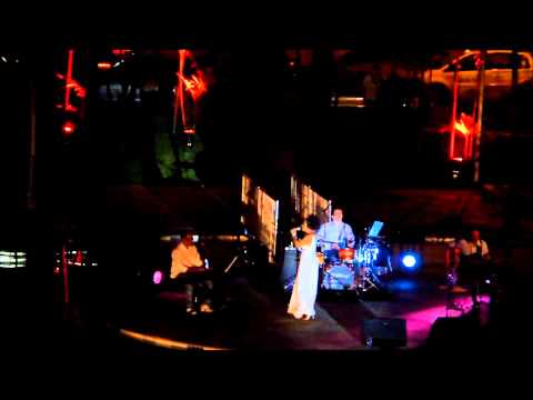 Virgínia Rosa canta Clara Nunes