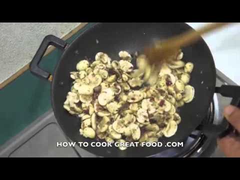 ★★ Super Easy n Fast Creamy Garlic Mushroom Pasta Recipe