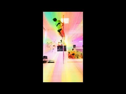 Pole dance spirale cyd sailor