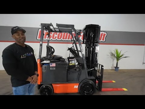 TOYOTA 8-Series 8FBCU25 5,000lb Electric #2228 - Forklift for Sale